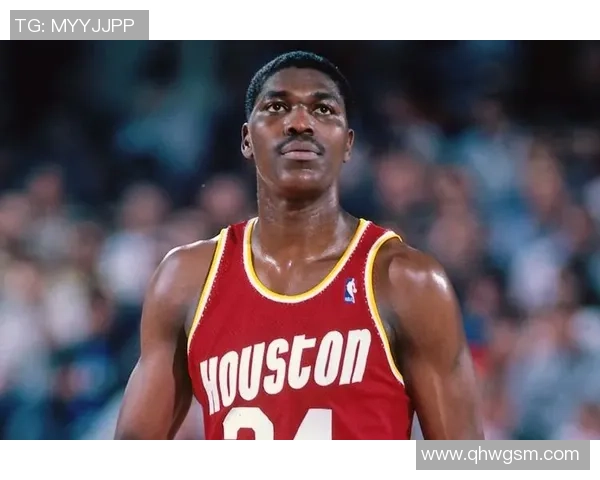 哈基姆奥拉朱旺的传奇生涯与他在篮球历史上的伟大影响力 哈基姆奥拉朱旺的传奇生涯与他在篮球历史上的伟大影响力