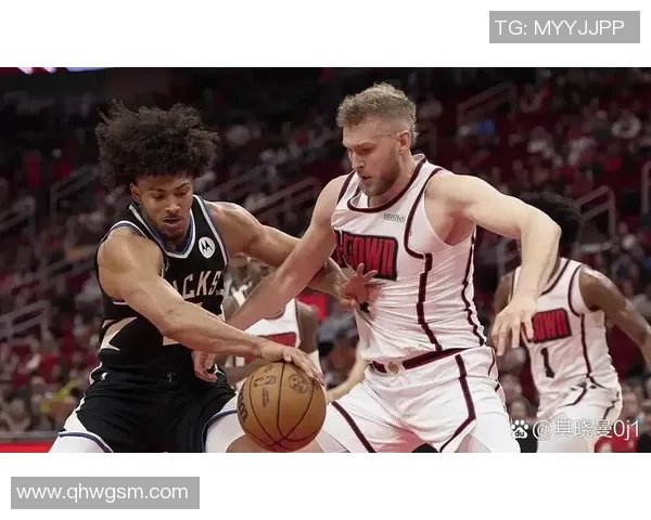 密尔沃基雄鹿迎战强劲对手球队巅峰对决激战上演全场焦点之战