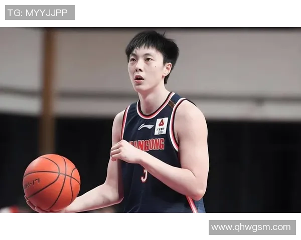 胡明轩领衔青春力量在赛场上闪耀 见证中国篮球新一代崛起之路